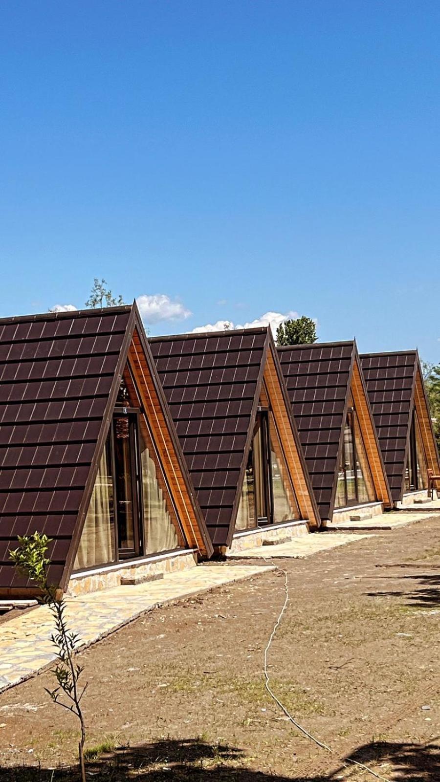 Windmill Shkodra Villa'S & Gesthouse Exterior foto